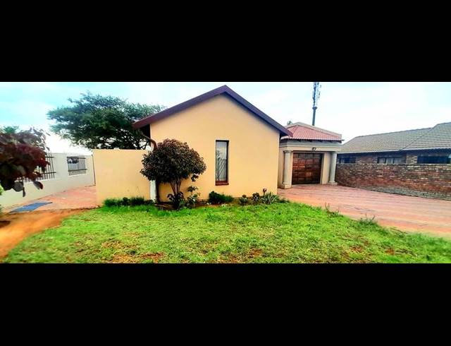 4 BEDROOM HOUSE FOR SALE IN DANVILLE